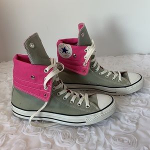 Converse Chuck Taylor Hi Rise Extra High Hi-Top W9